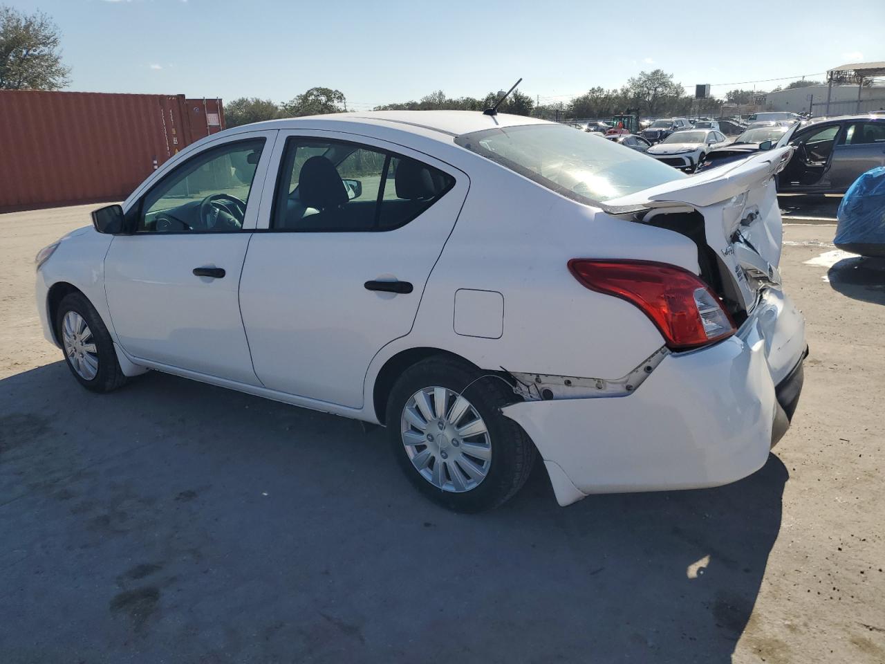 VIN 3N1CN7AP4JL886074 2018 NISSAN VERSA no.2