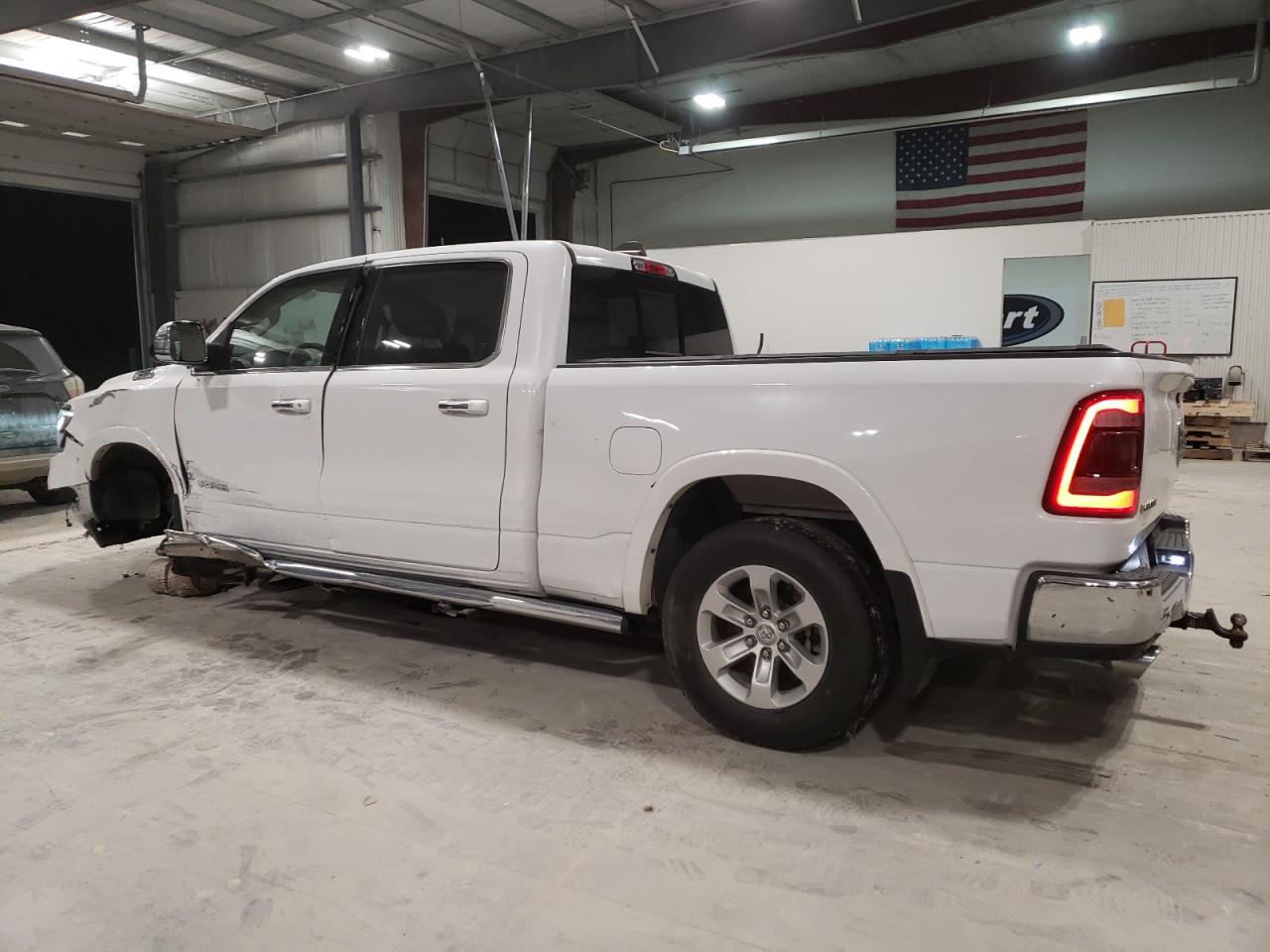 2019 RAM 1500 - Image 2
