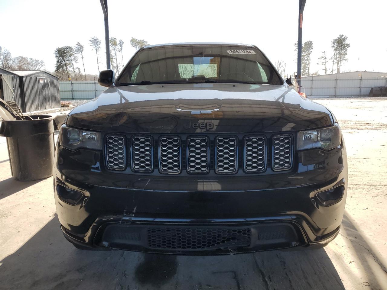 2017 Jeep Grand Cherokee - Image 5