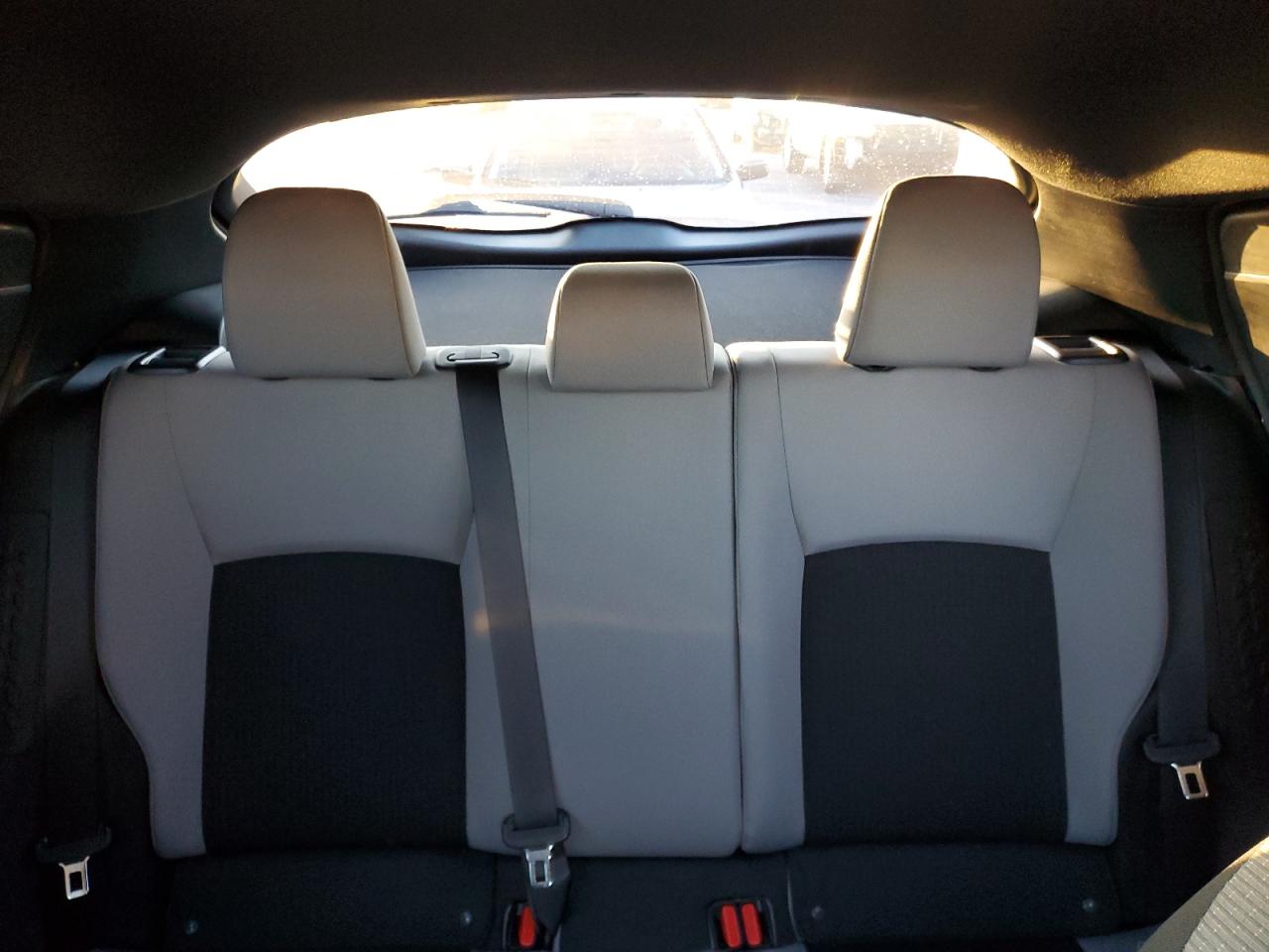 2019 Toyota C-HR - Image 10