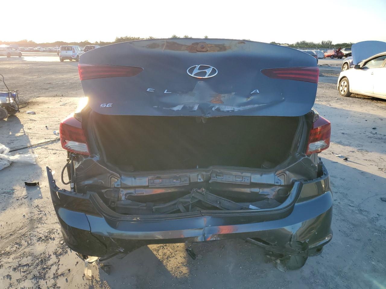 2020 Hyundai Elantra Se VIN: 5NPD74LF0LH606247 Lot: 84033394