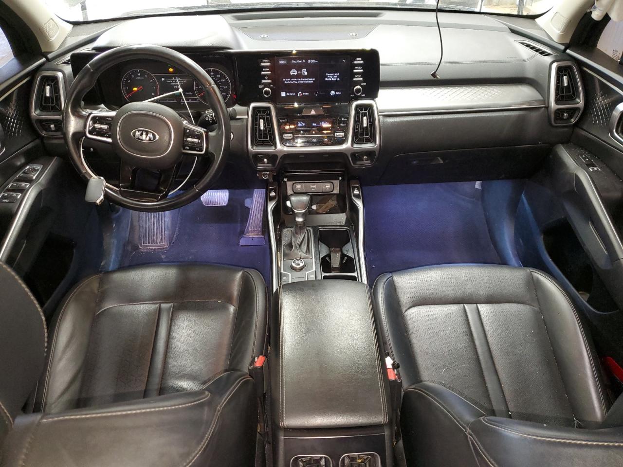 2021 Kia Sorento - Image 8