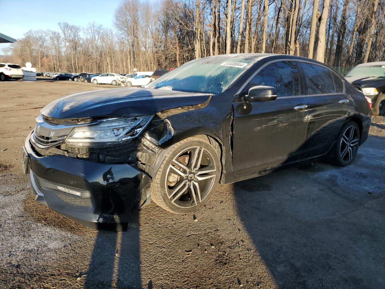 VIN 1HGCR3F93HA044706 2017 HONDA ACCORD no.1