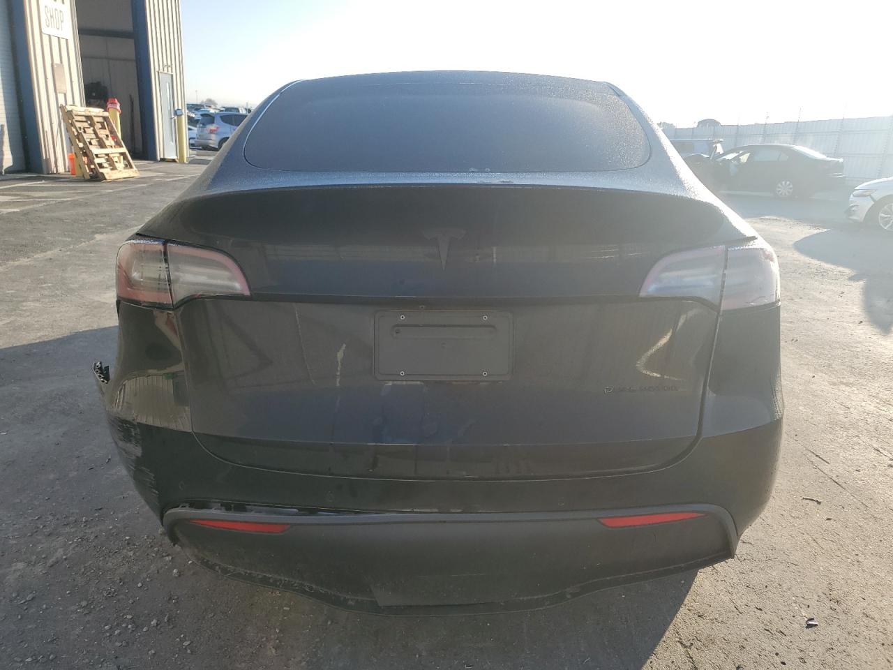 VIN 5YJYGDEE0LF018286 2020 TESLA MODEL Y no.6