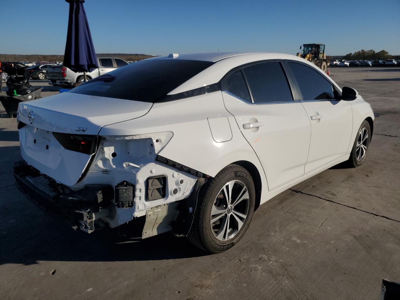 2022 Nissan Sentra - Image 3