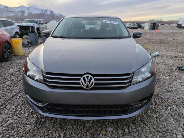  VOLKSWAGEN PASSAT 2014 Szary