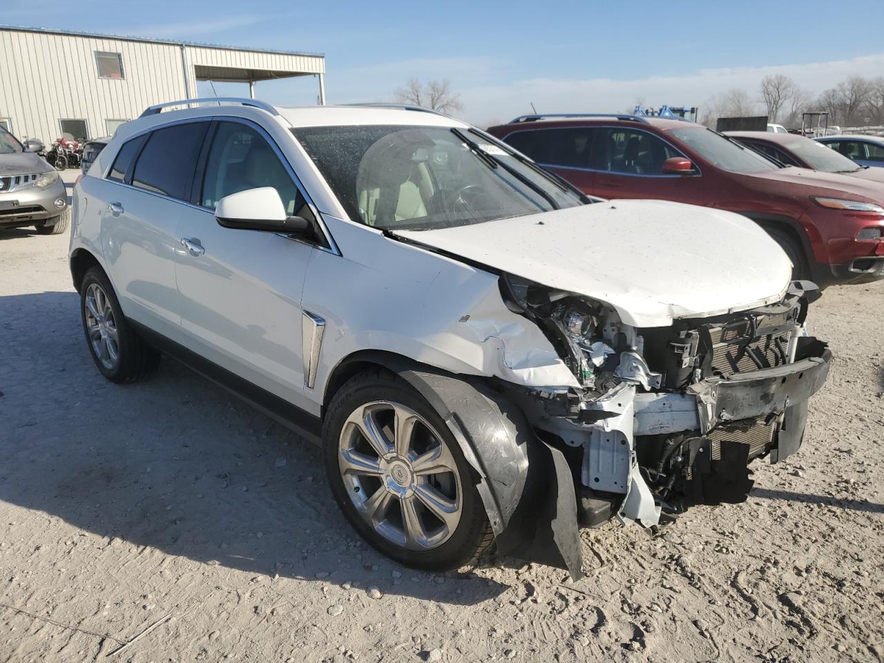 VIN 3GYFNDE36GS507147 2016 CADILLAC SRX no.4