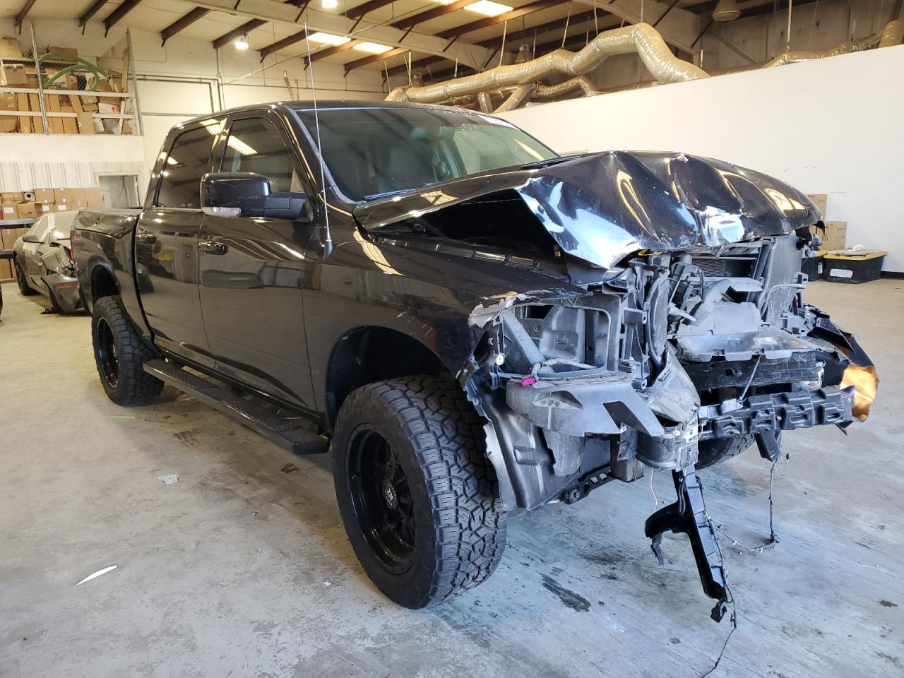 2016 RAM 1500 - Image 4