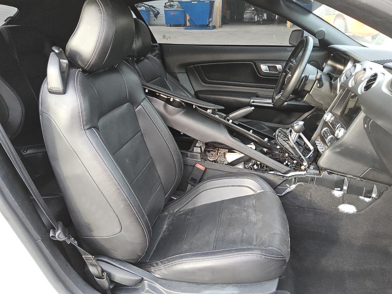 2022 Ford Mustang VIN: 1FATP8UH0N5129427 Lot: 82910934