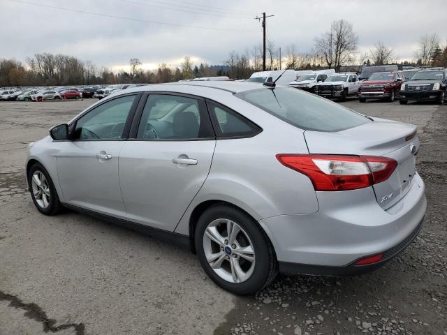 Sedans FORD FOCUS 2014 Silver