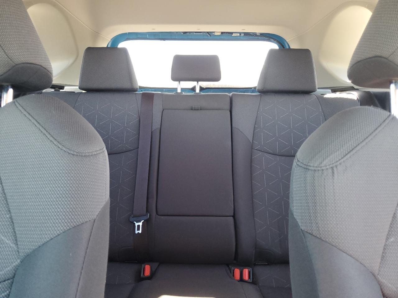 2019 Toyota RAV 4 - Image 10