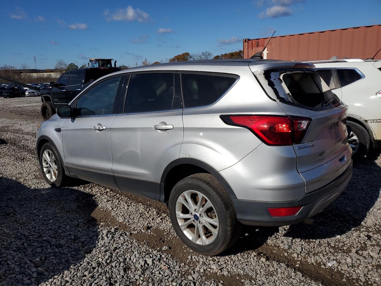 1FMCU0GD1KUB20455 2019 FORD ESCAPE - Image 2