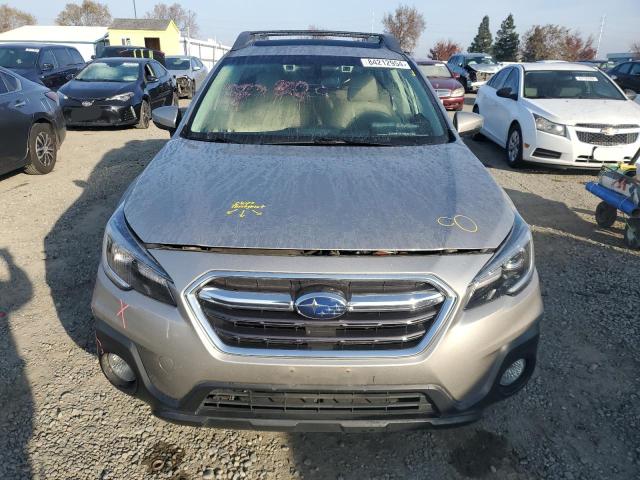  SUBARU OUTBACK 2019 Серебристый