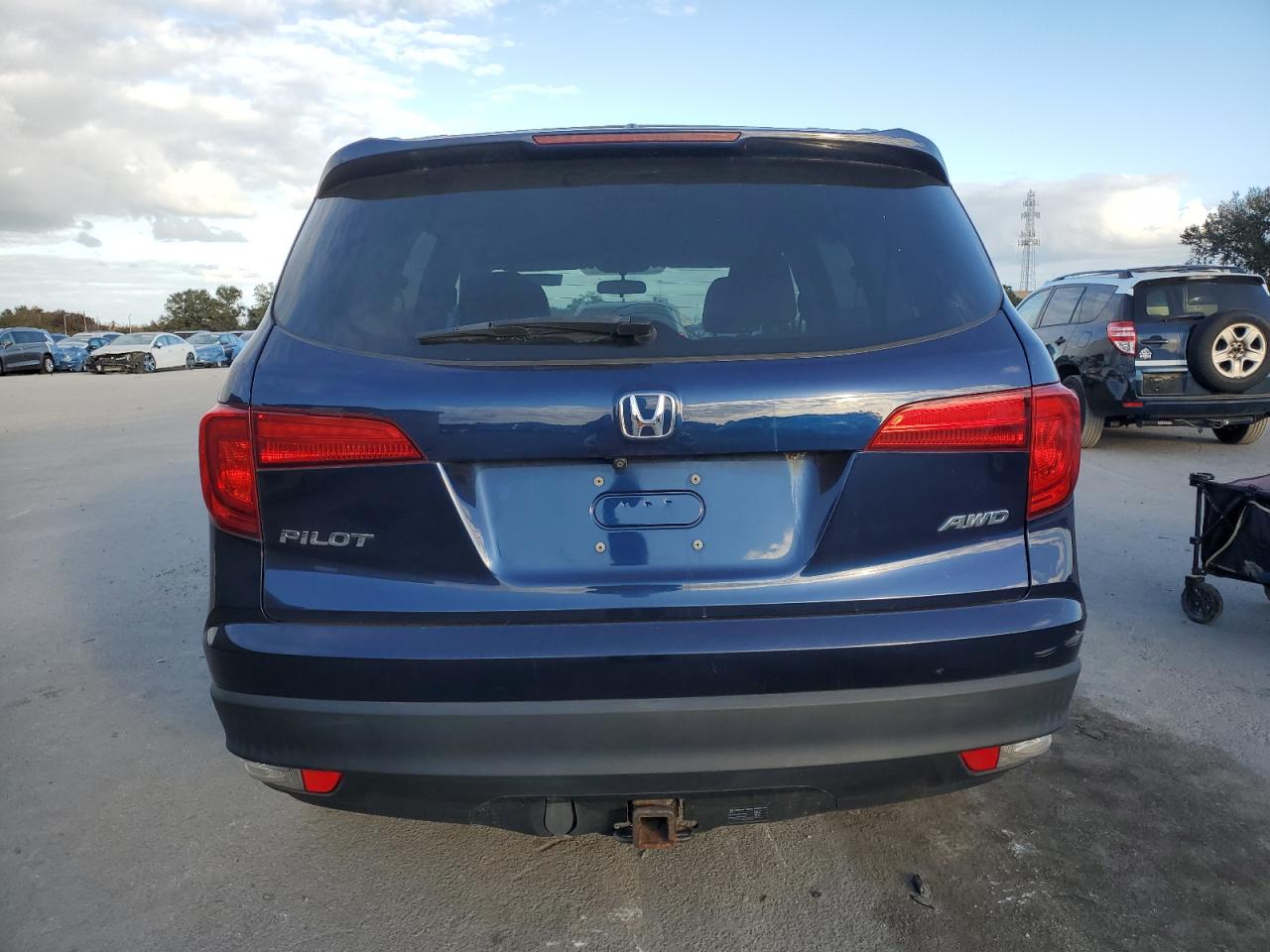 VIN 5FNYF6H39JB026330 2018 HONDA PILOT no.6