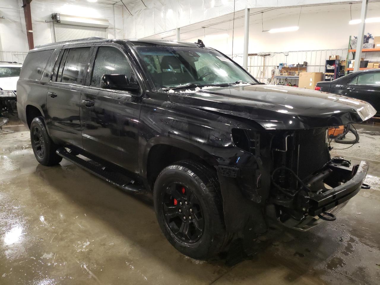 2018 Chevrolet Suburban - Image 4