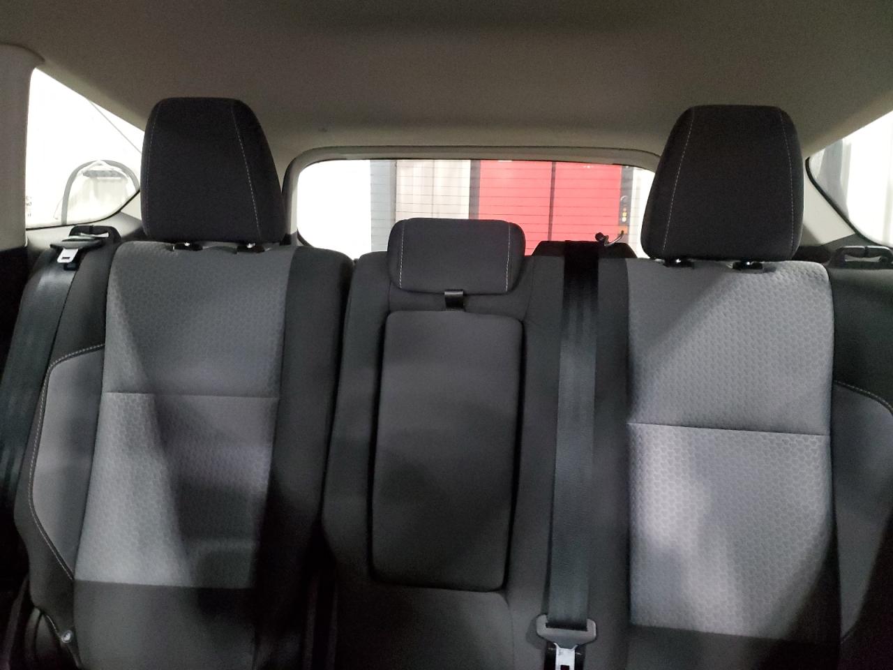 2019 Ford Escape - Image 10