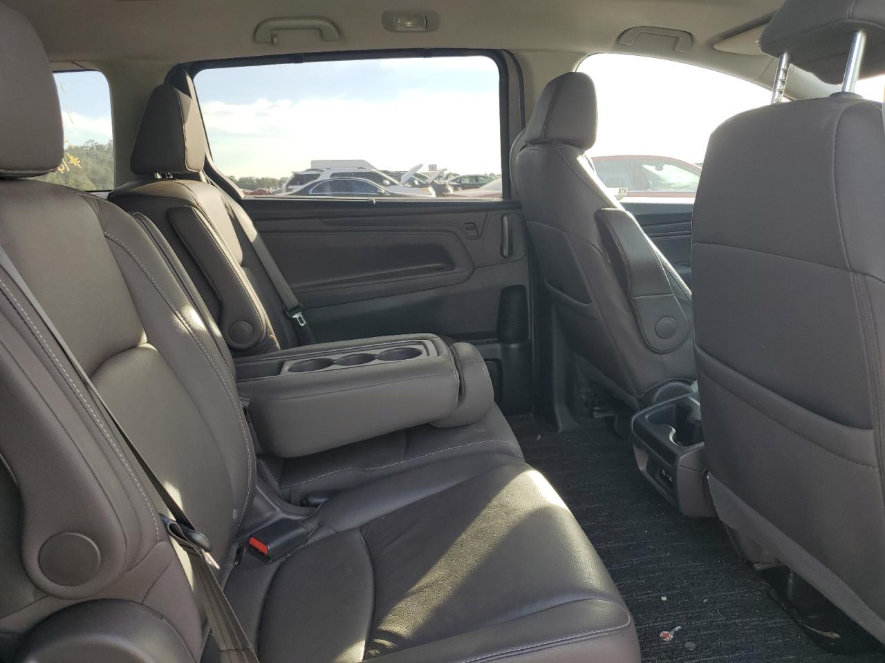 2022 Honda Odyssey - Image 11