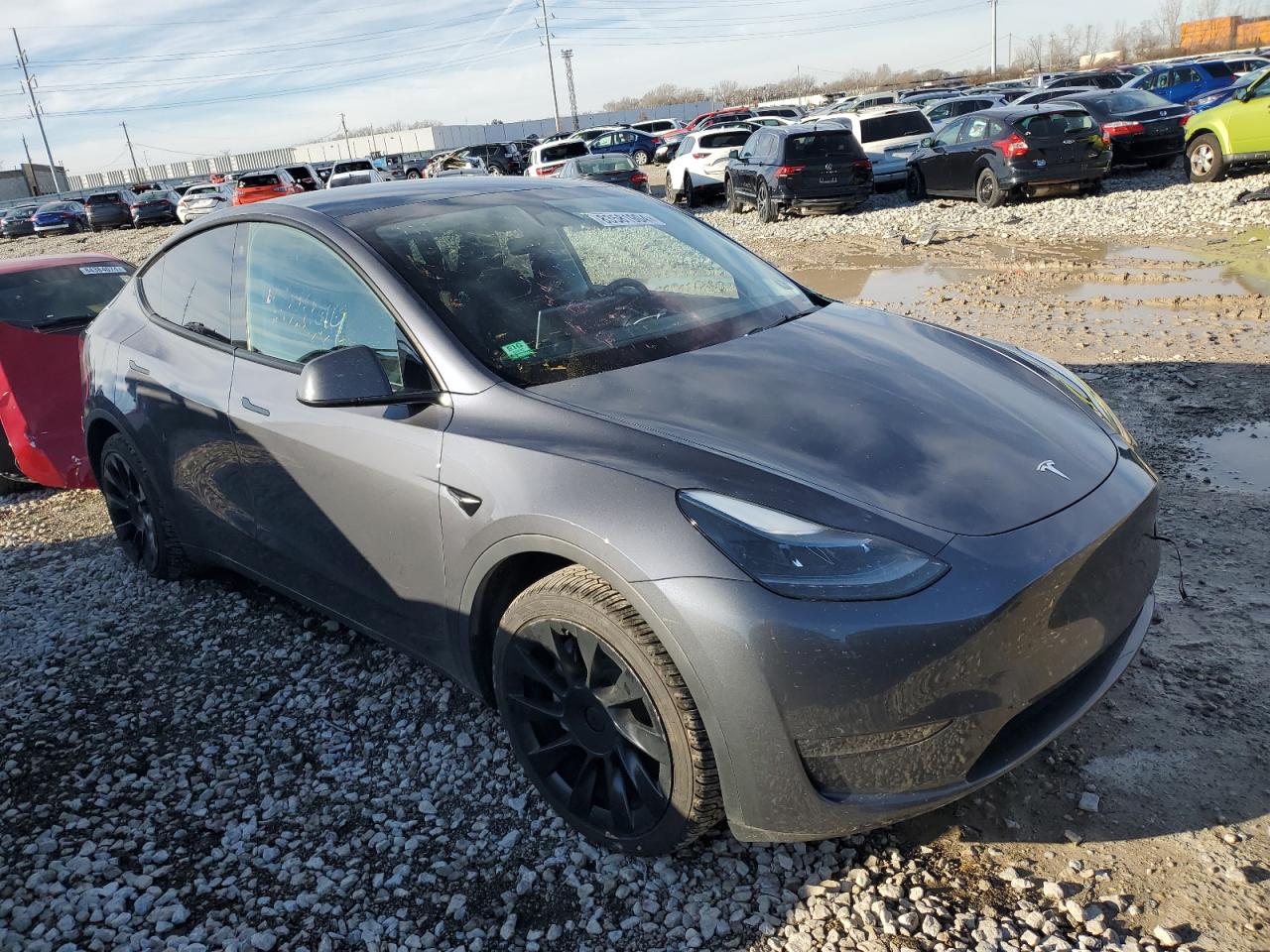 VIN 7SAYGAEE8PF777033 2023 TESLA MODEL Y no.4