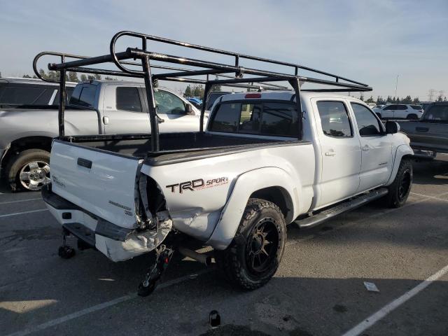 Pickups TOYOTA TACOMA 2015 Biały