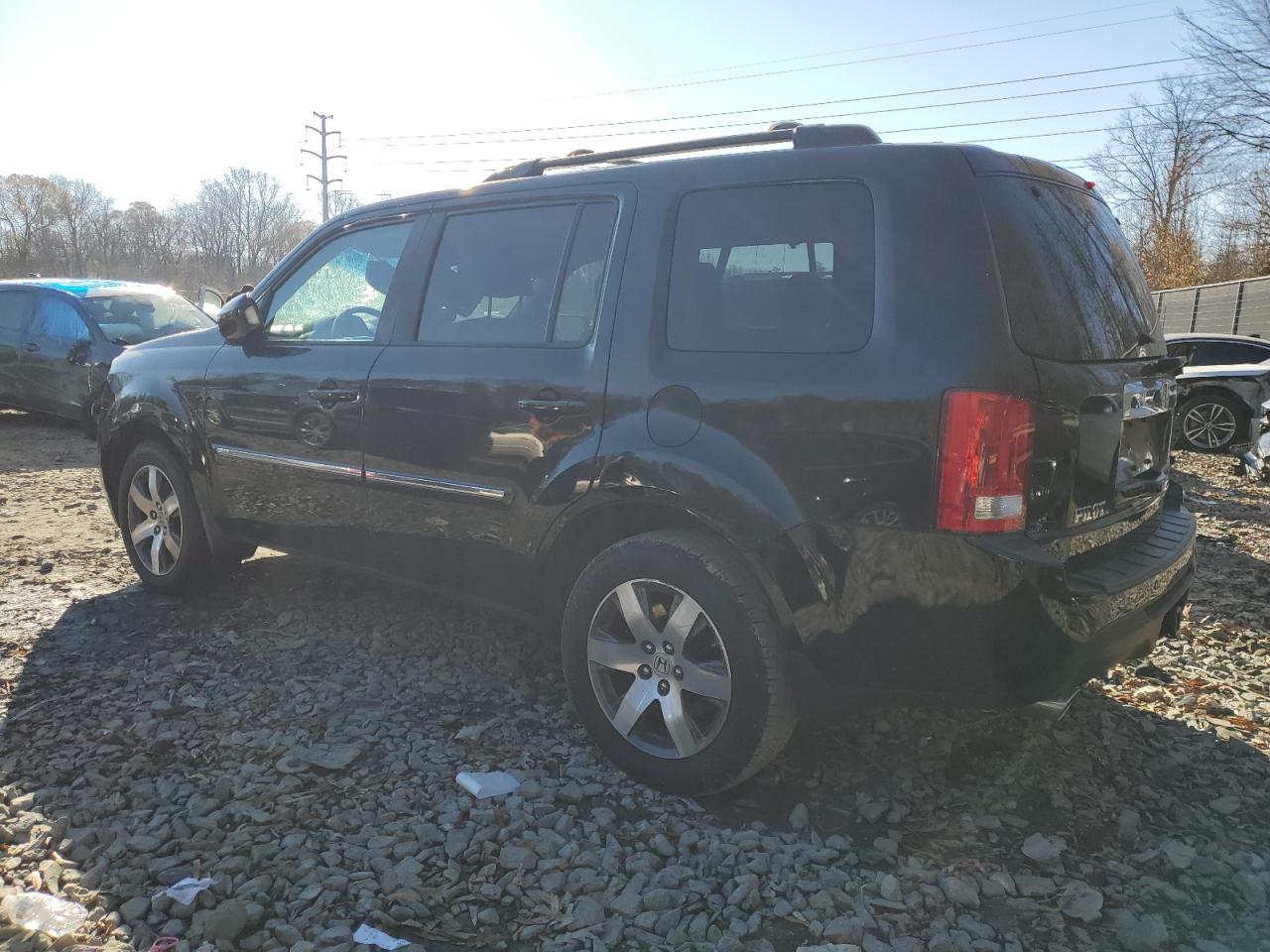 2014 Honda Pilot - Image 2