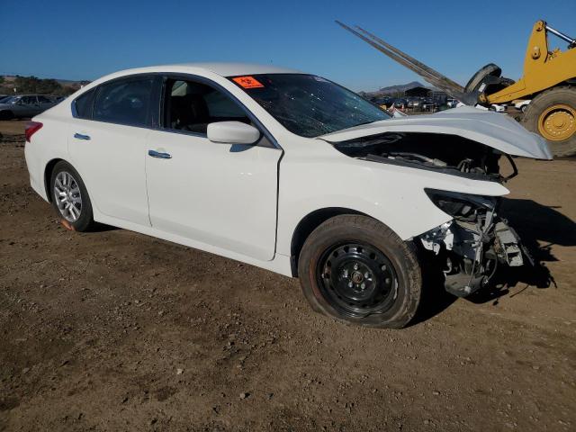  NISSAN ALTIMA 2016 Белы