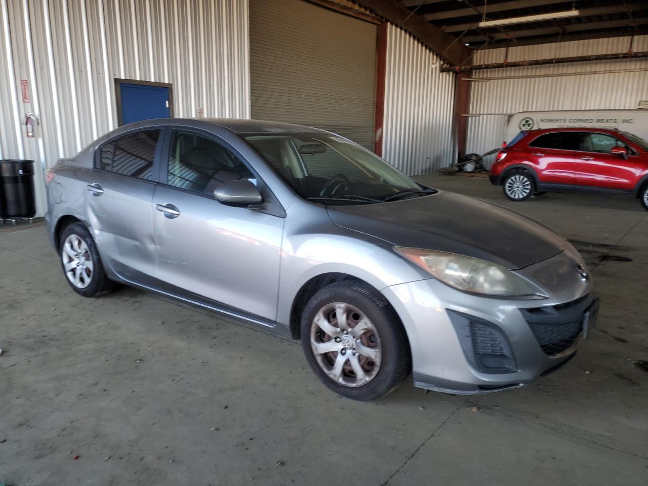 2011 Mazda 3 - Image 4