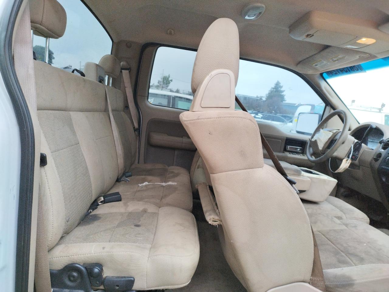 2005 Ford F-150 - Image 10