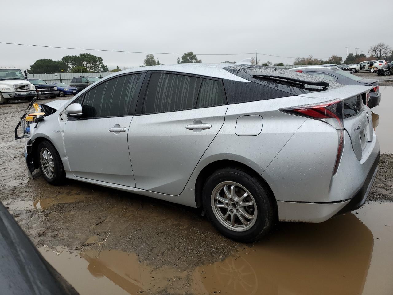 VIN JTDKBRFU8G3015548 2016 TOYOTA PRIUS no.2