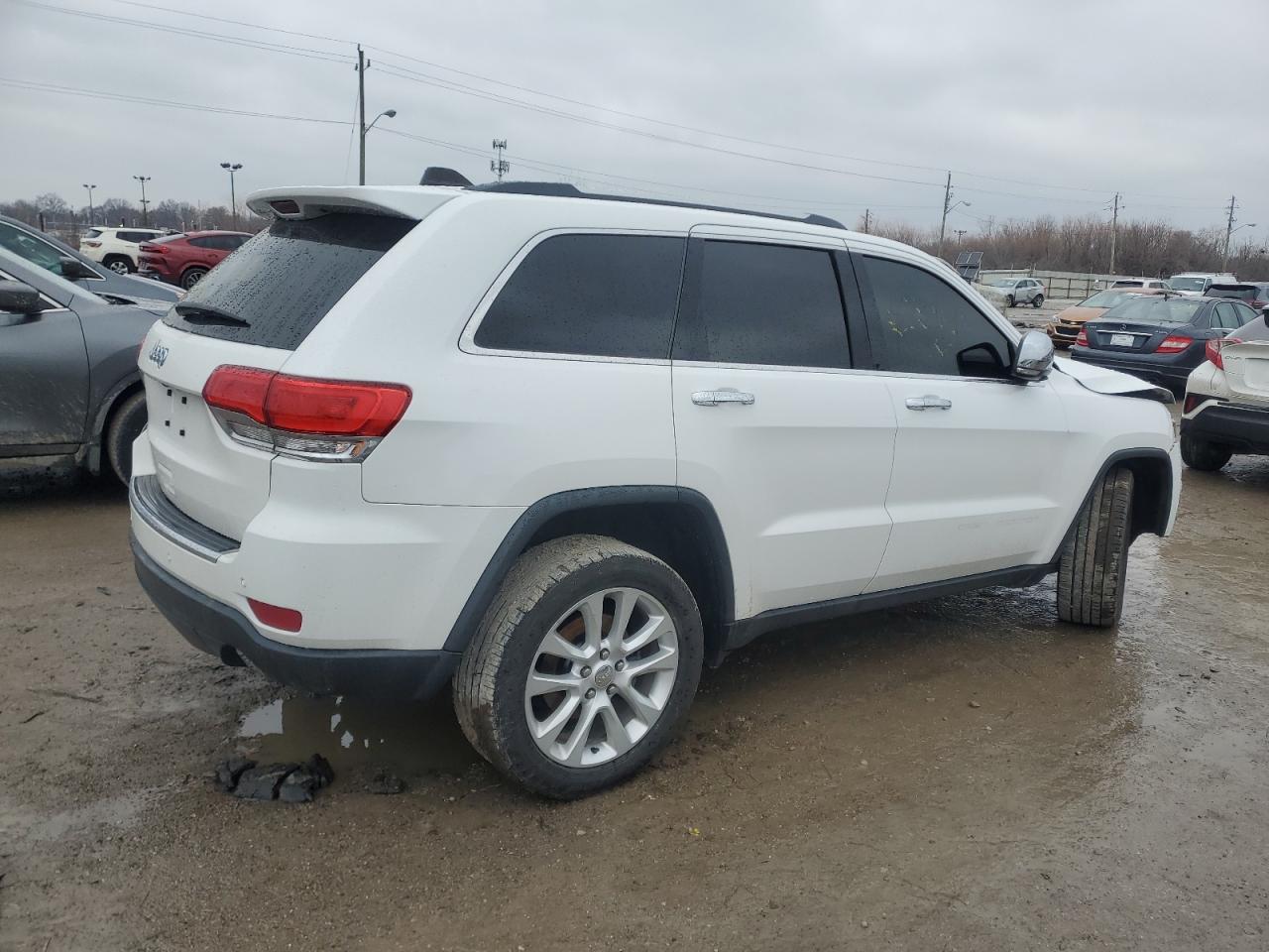 2017 Jeep Grand Cherokee - Image 3