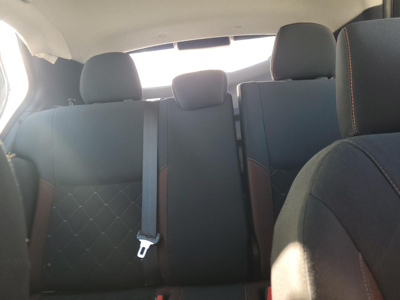2020 Nissan Kicks - Image 10