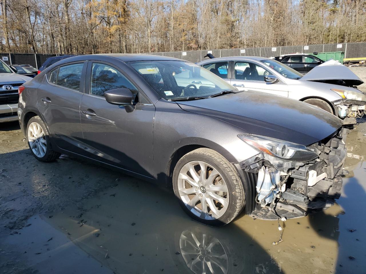 2014 Mazda 3 - Image 4