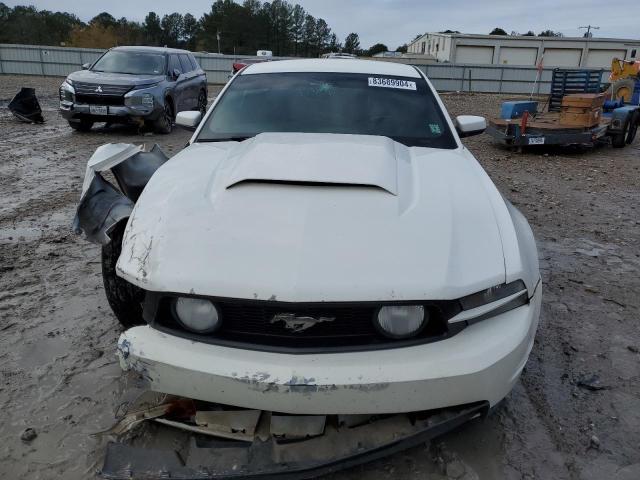 Coupet FORD MUSTANG 2012 Biały