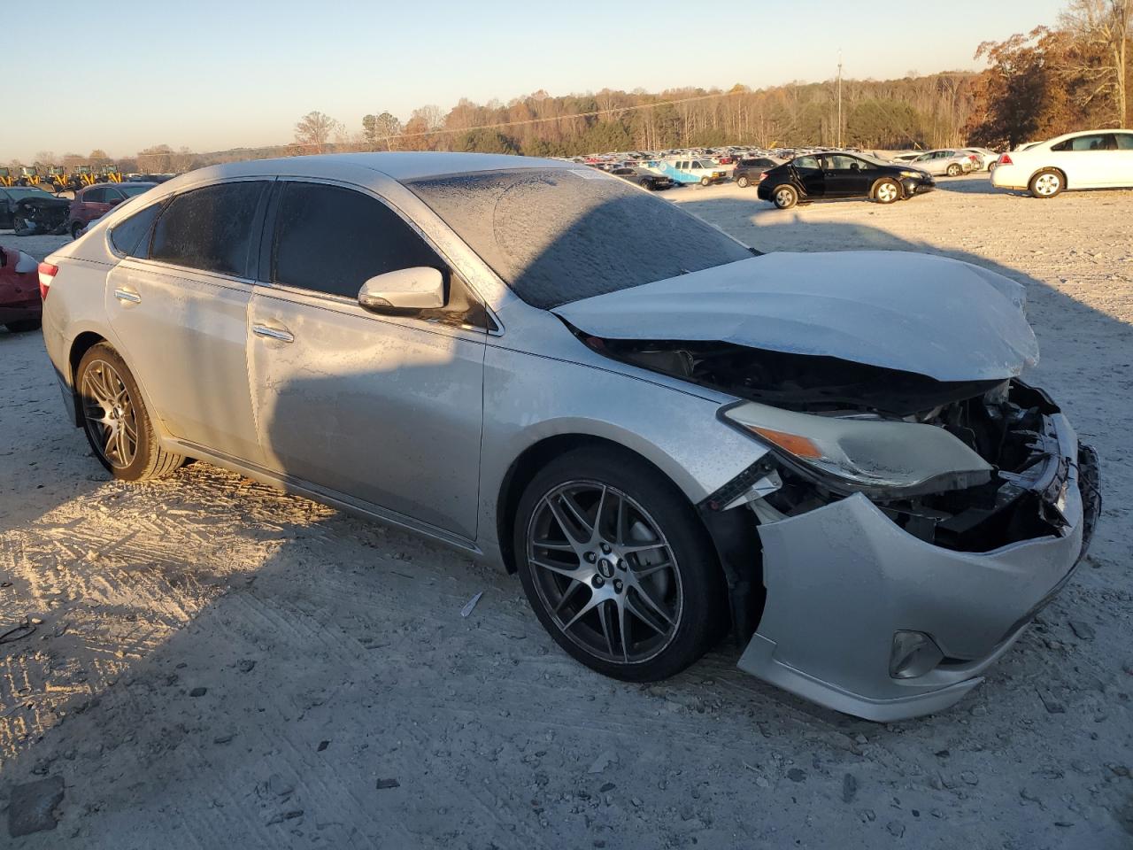 2014 Toyota Avalon - Image 4