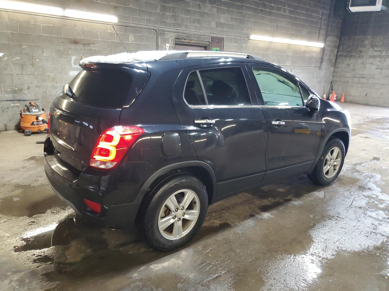 2020 Chevrolet Trax - Image 3