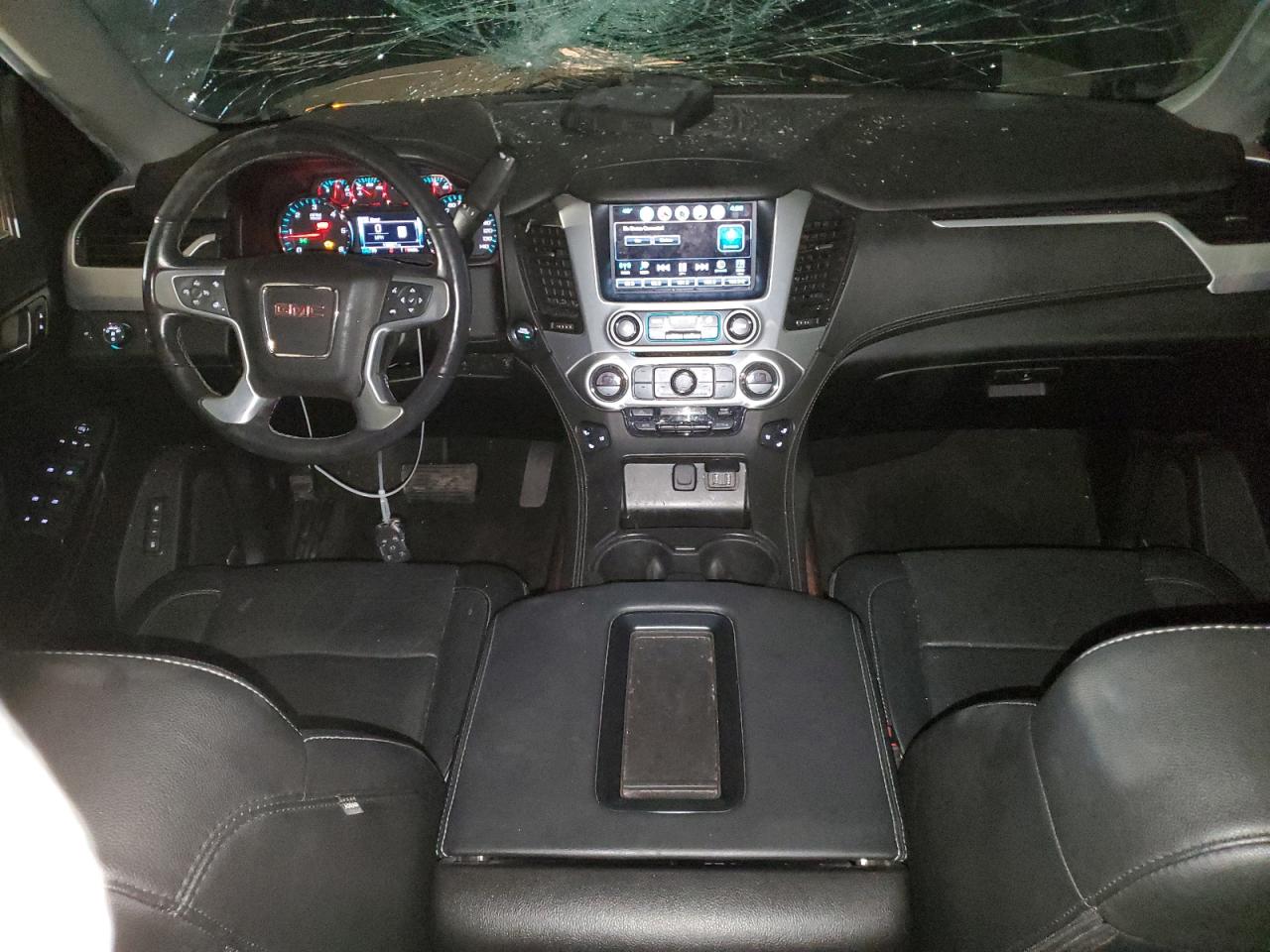 2018 GMC Yukon - Image 8