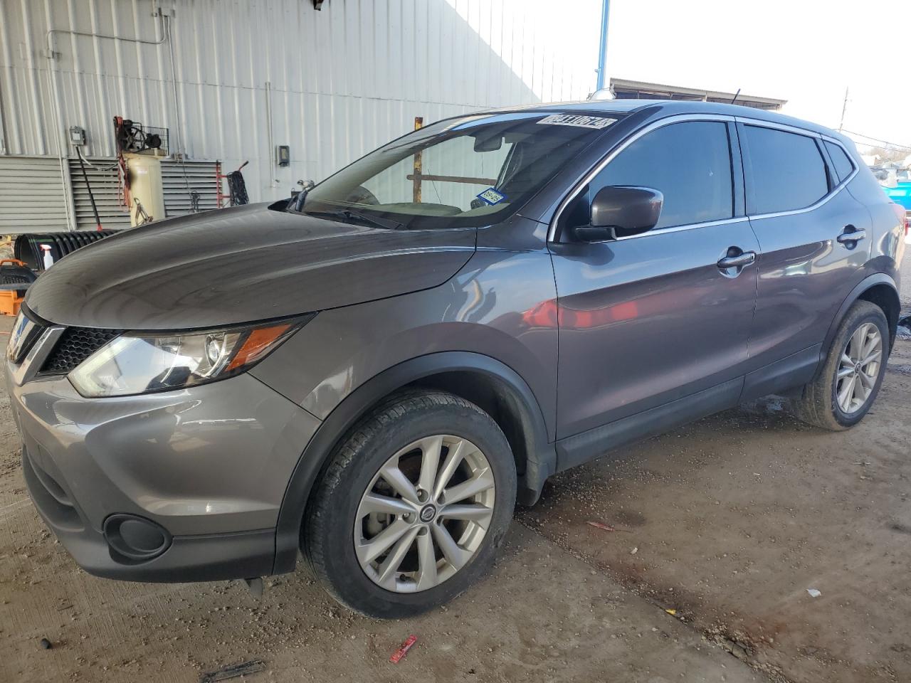 2019 Nissan Rogue - Image 1