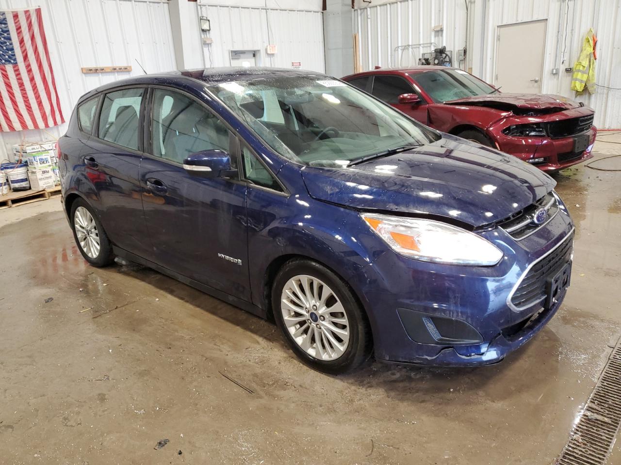 VIN 1FADP5AU7HL106974 2017 FORD CMAX no.4