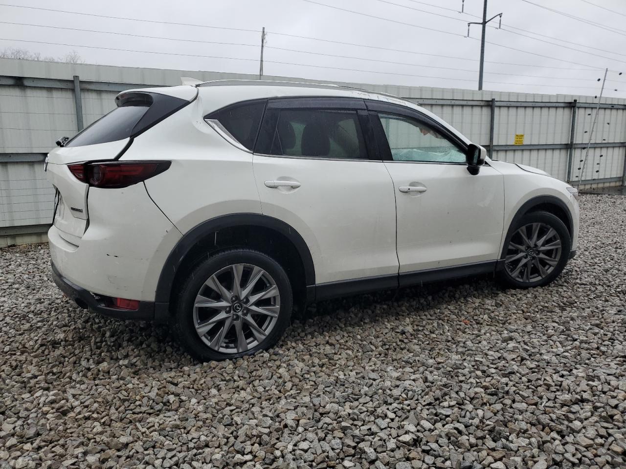 2021 Mazda CX-5 - Image 3