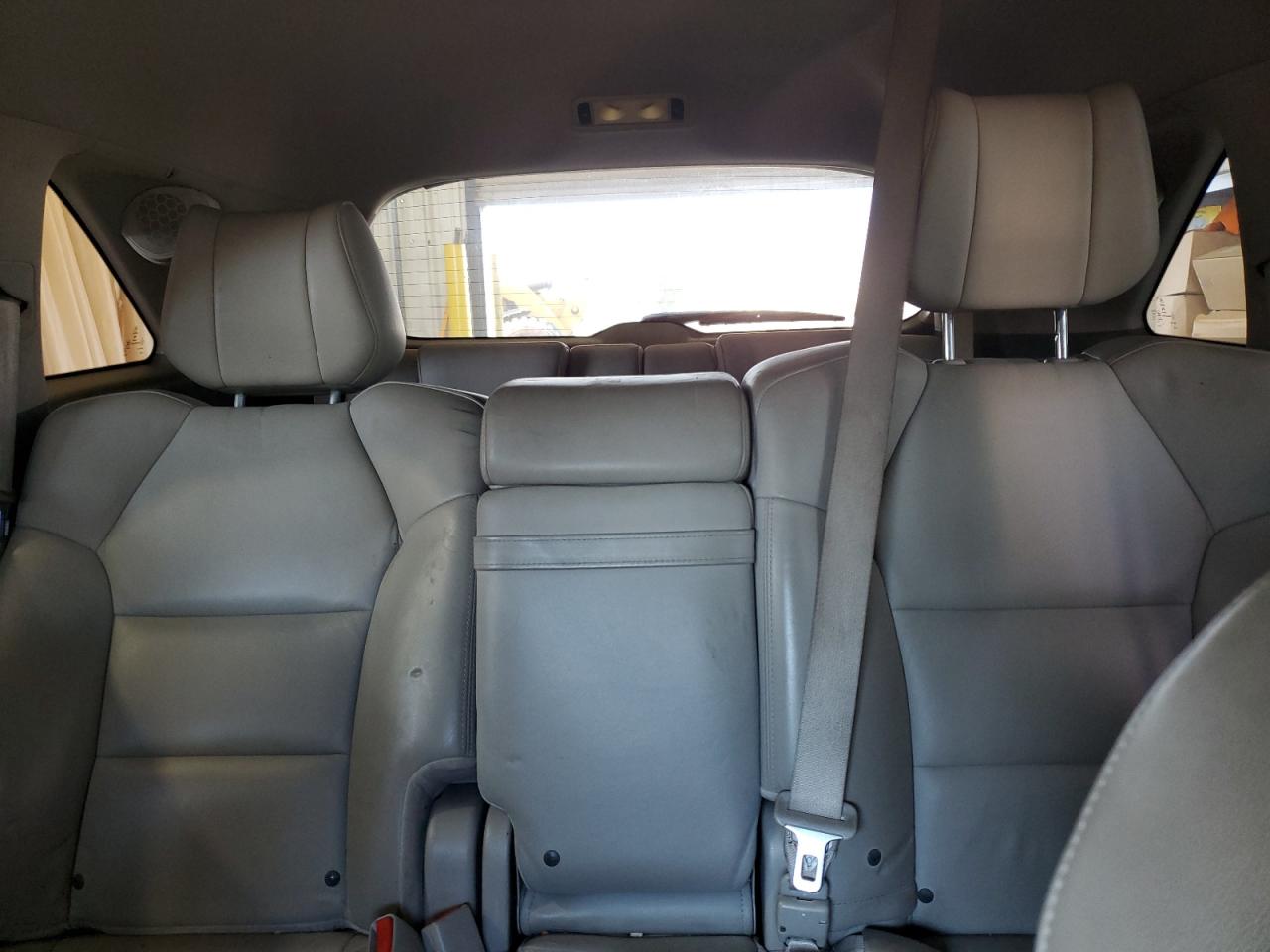 2010 Acura MDX - Image 10
