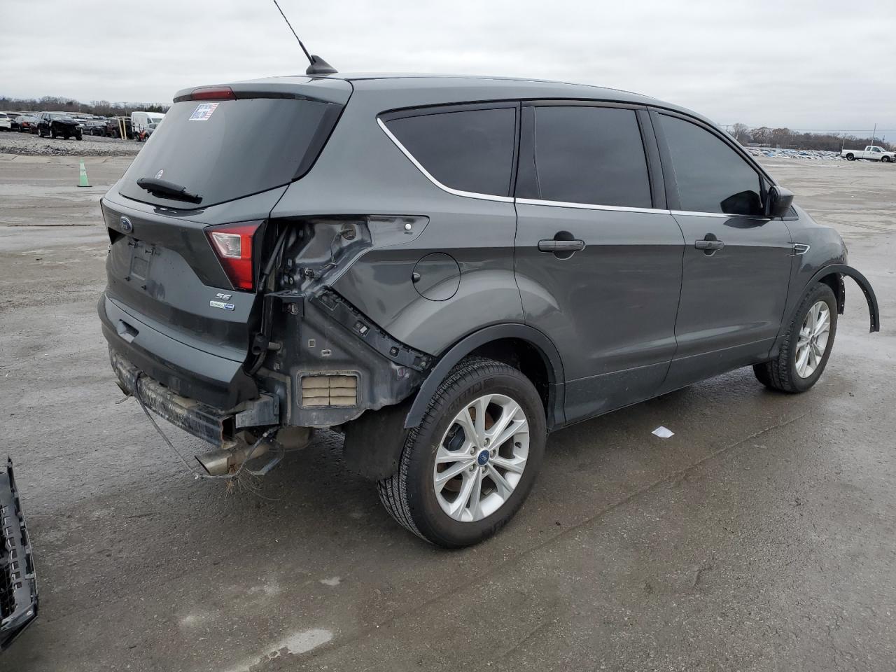 2019 Ford Escape - Image 3
