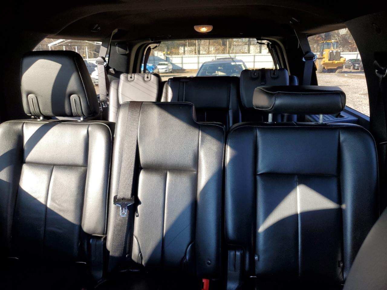 2015 Ford Expedition - Image 10