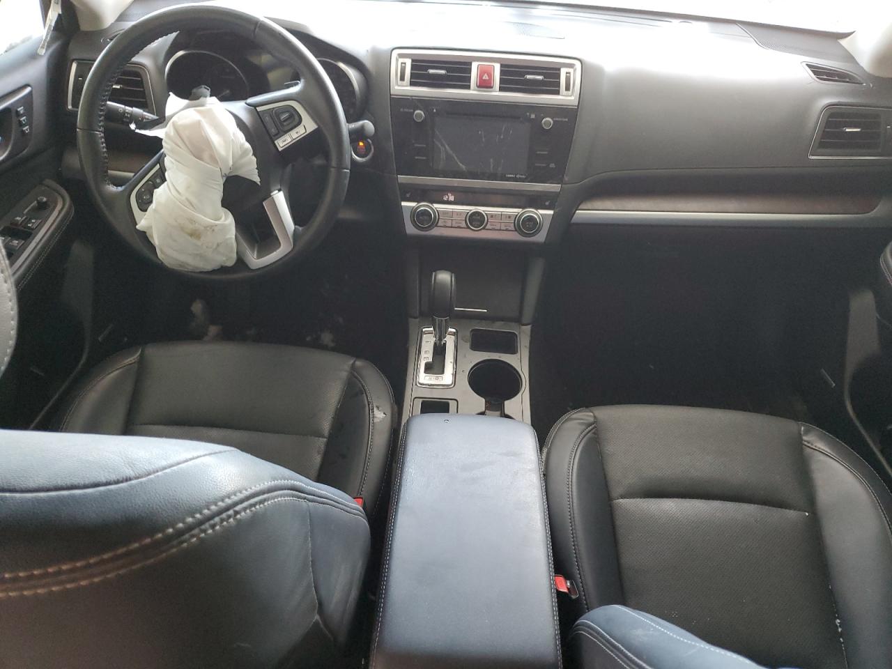 2017 Subaru Outback - Image 8