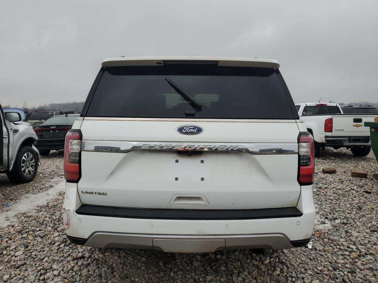 VIN 1FMJU2AT2JEA46880 2018 FORD EXPEDITION no.6