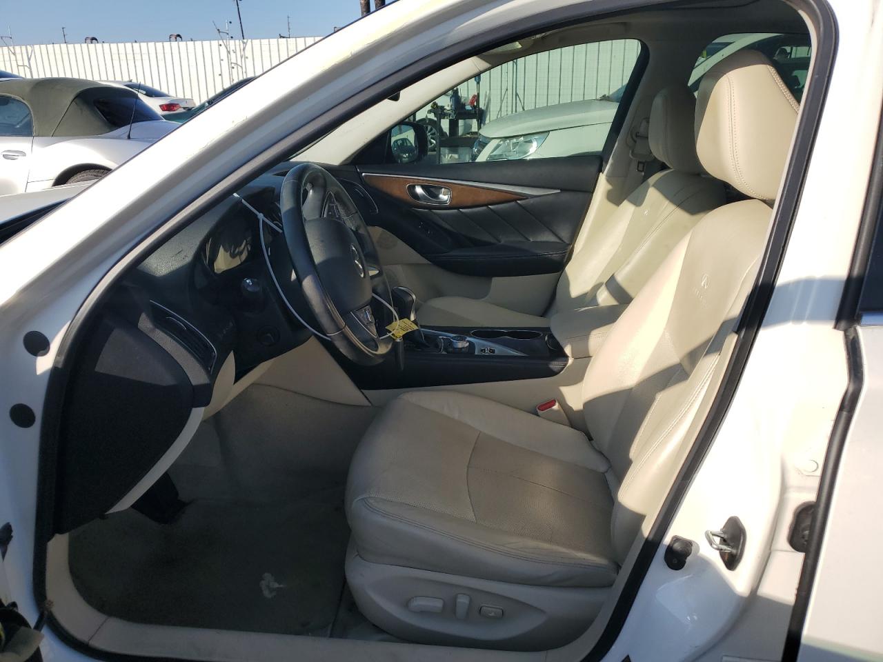 2014 Infiniti Q50 - Image 7