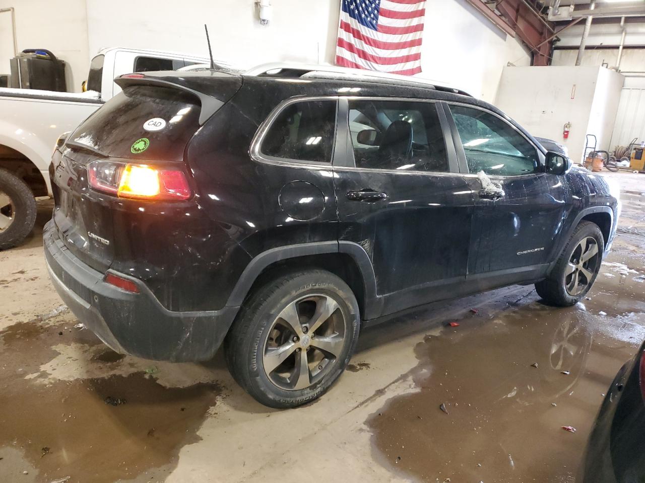2020 Jeep Grand Cherokee - Image 3