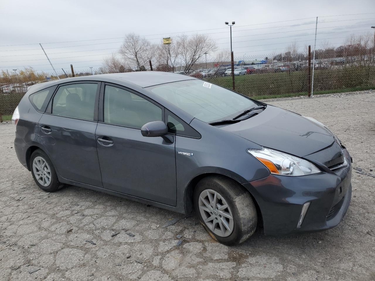 VIN JTDZN3EU3D3236085 2013 TOYOTA PRIUS no.4