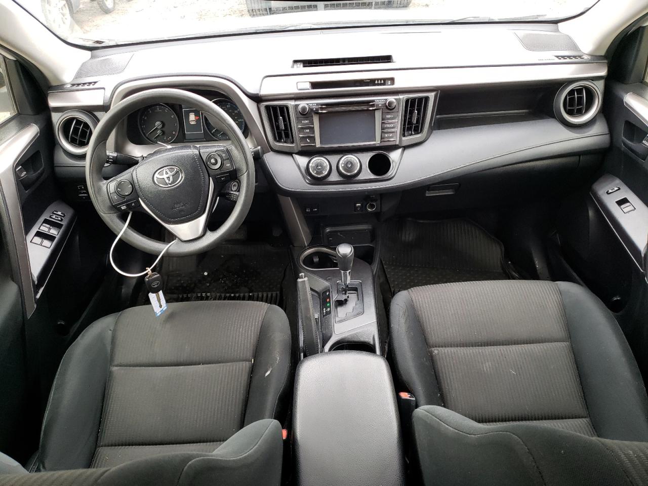 2018 Toyota RAV 4 - Image 8