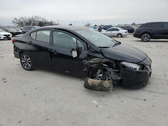  NISSAN VERSA 2021 Czarny
