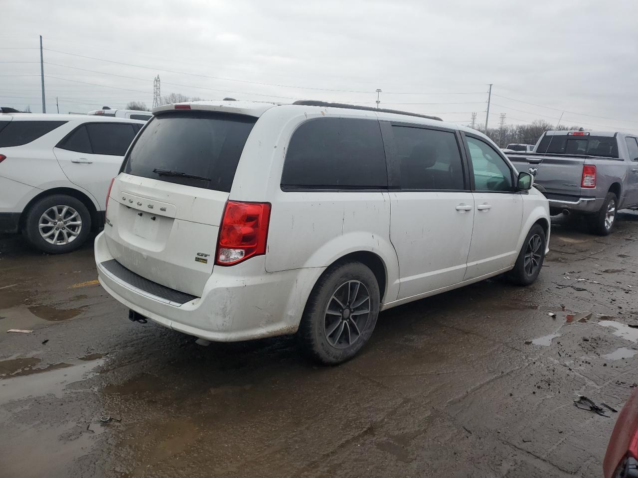 VIN 2C4RDGEGXKR565455 2019 DODGE CARAVAN no.3