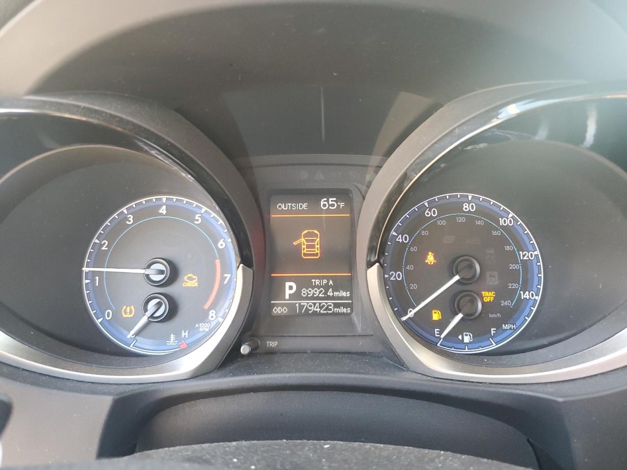 2015 Toyota Corolla - Image 9